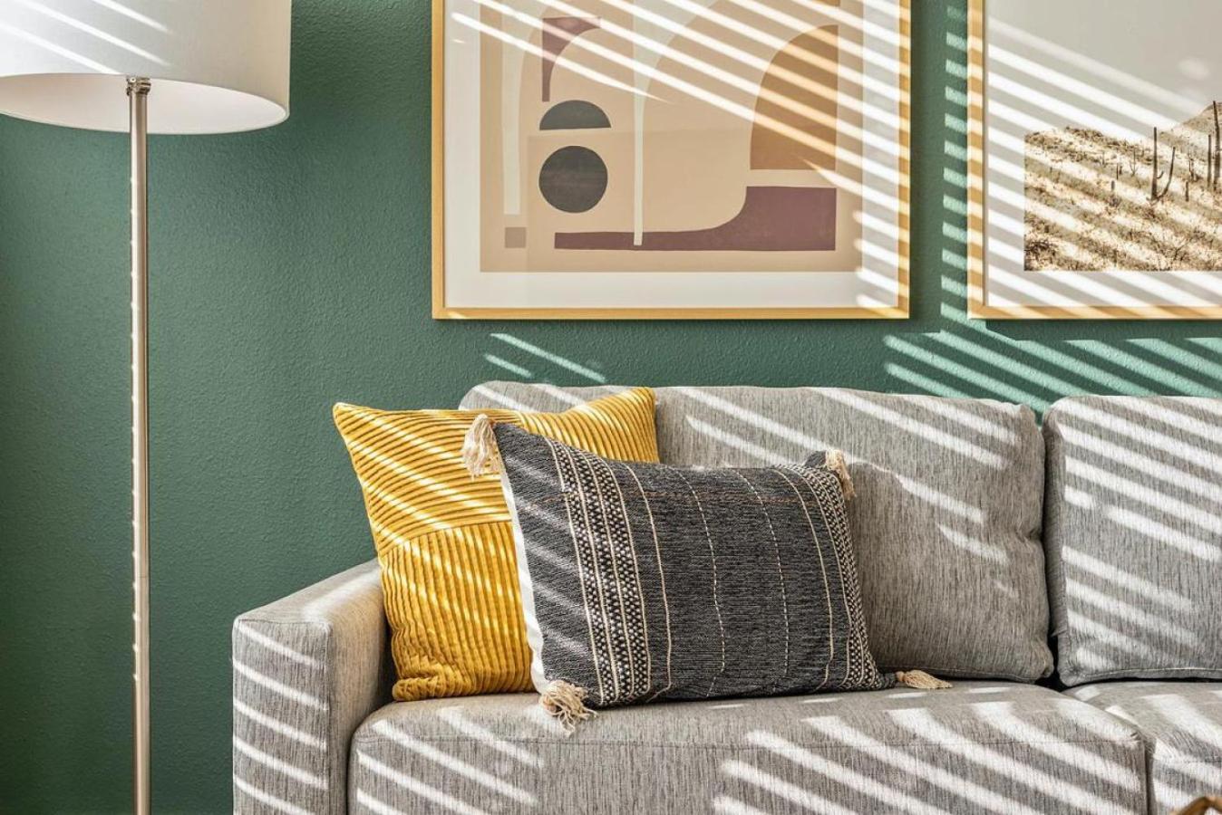 Landing Modern Apartment With Amazing Amenities Birmingham Bagian luar foto